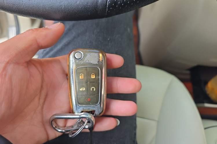 Used Buick GL8 2018 28T Luxury Model China VI Standard