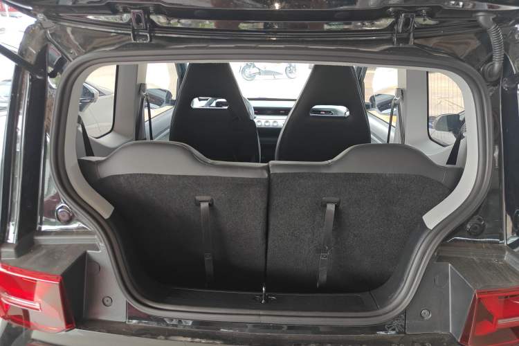 Used Wuling Hongguang MINIEV 2022 GAMEBOY 300km Enthusiast Model with Lithium Iron Phosphate Trunk