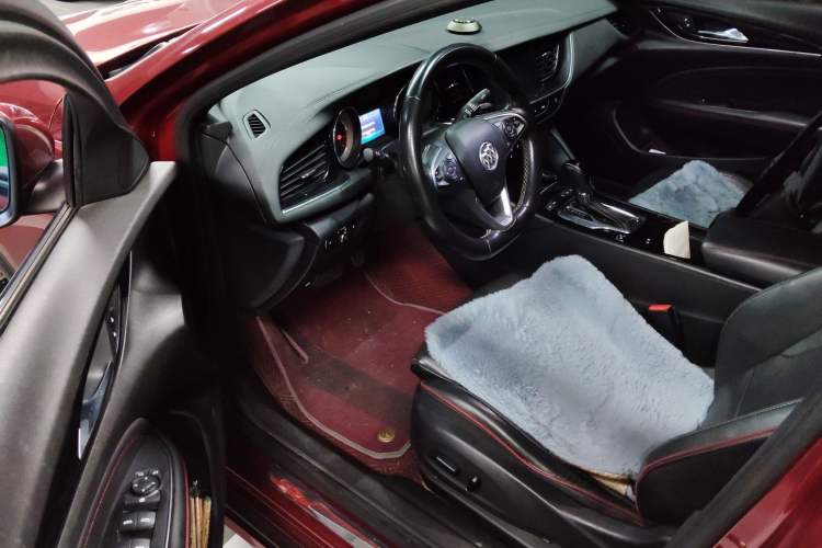 Used Buick Regal 2017 GS 28T Luxury Model