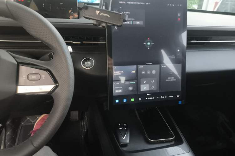 Used CHANGAN Eado PHEV 2025 Smart New Blue Whale 145KM High-Energy Edition
