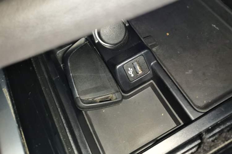 Used BMW Z4 2022 sDrive 25i M Sport Package Interior 1