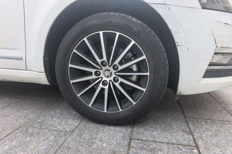 Used Skoda Octavia 2019 1.5L Manual Luxury Edition
