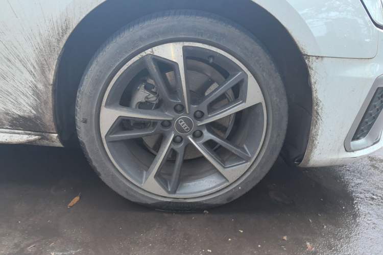 Used Audi A4L 2023 40 TFSI Fashion Dynamic Model
