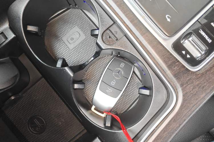 Used Mercedes-Benz GLC 2020 Facelifted GLC 260 L 4MATIC Dynamic Edition Vehicle Key