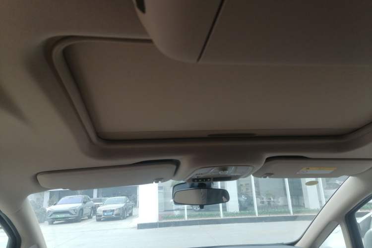 Used Buick GL8 New Energy 2025 Lu Shang Luxury Edition 7-Seater
