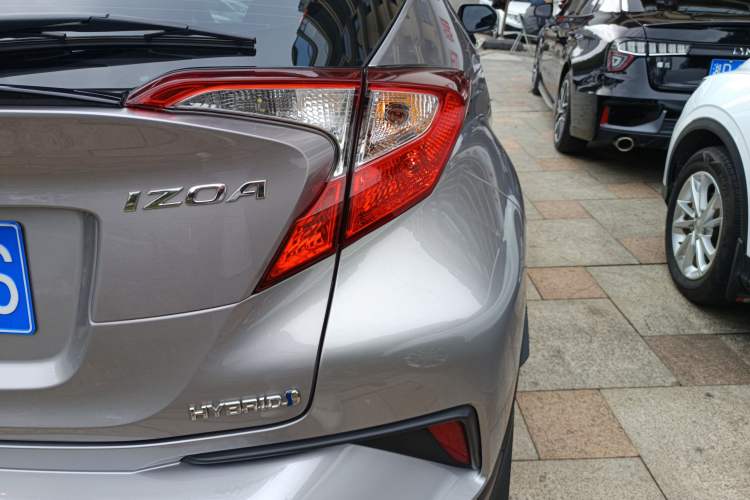 Used Toyota IZOA 2022 Dual-Motor 2.0L Yi Xing Edition