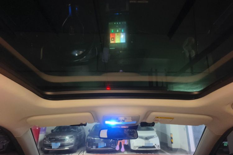 Used Roewe RX5 New Energy 2017 eRX5 50T Hybrid Connected Prestige Flagship Edition
