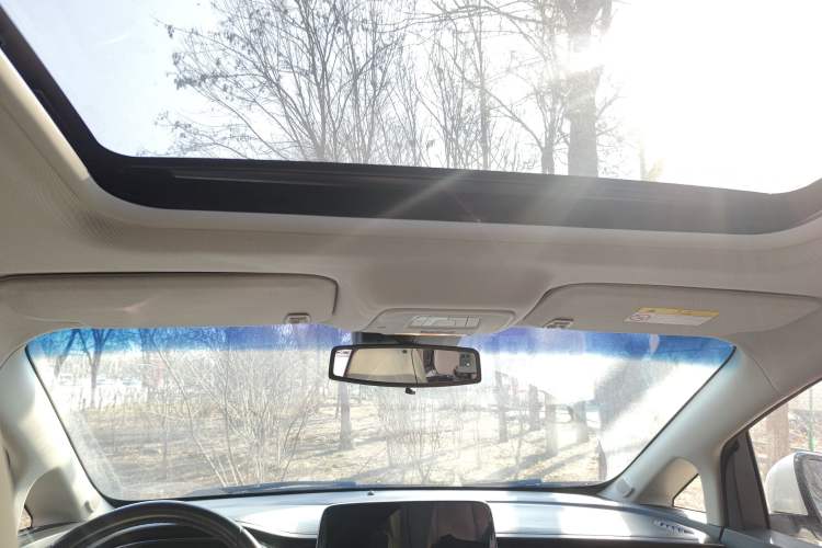 Used Buick GL8 2020 Land Business Class 652T Luxury Model
