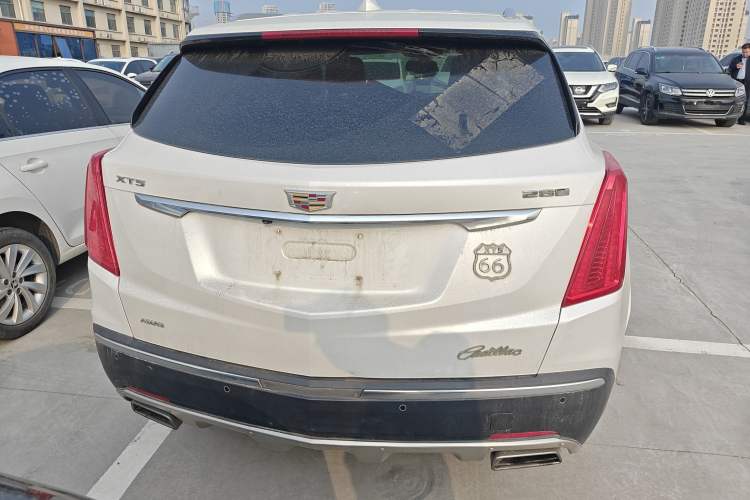 Used Cadillac XT5 2017 Anniversary Edition 25T Luxury Model