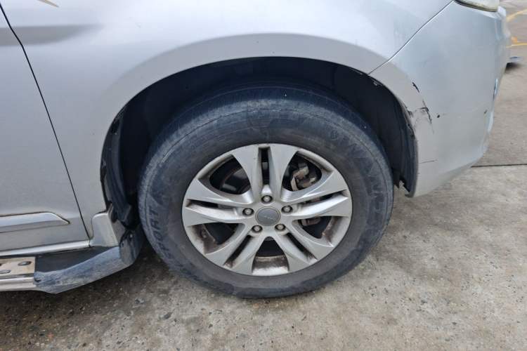 Used Haval H6 2013 Upgraded Model 1.5T Manual Two-Wheel Drive Elite Version