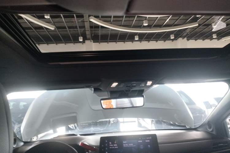 Used Toyota Granvia 2023 2.5L Hybrid Flagship VIP Edition Headliner