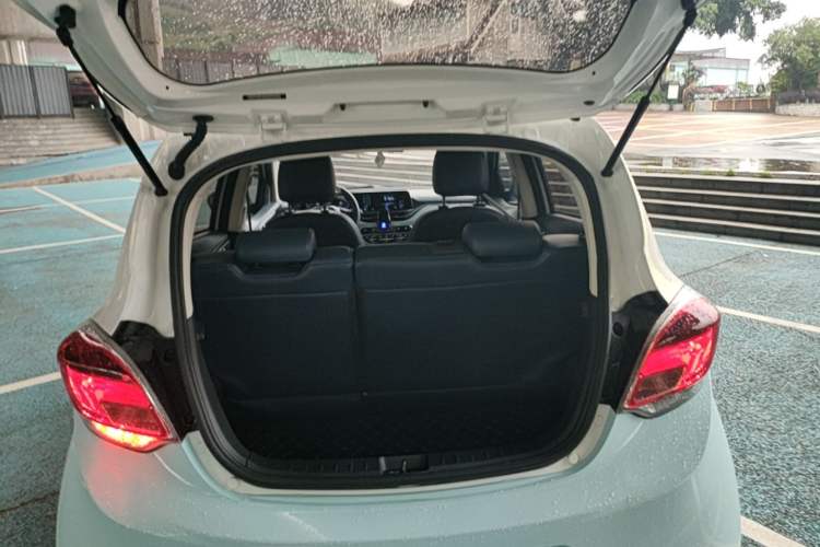 Used CHANGAN Benni E-Star 2022 Qingxin Edition Colorful Model Lithium Iron Phosphate
