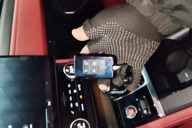 Used Jaguar XFL 2022 XFL 2.0T P250 Two-Wheel-Drive Elite Sport Edition
