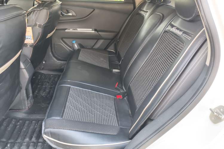 Used Dongfeng Aeolus AX3 2016 1.5L Manual ZhiKu Model