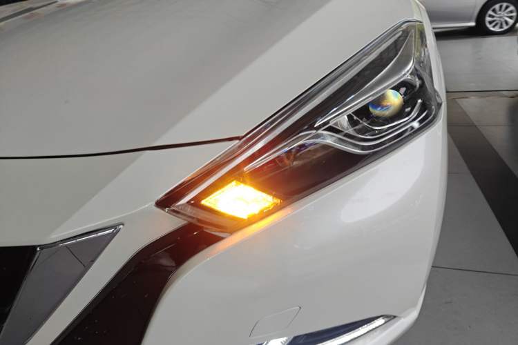 Used Nissan Lannia 2020 1.6L CVT Smart Connect Smart Cool Edition
