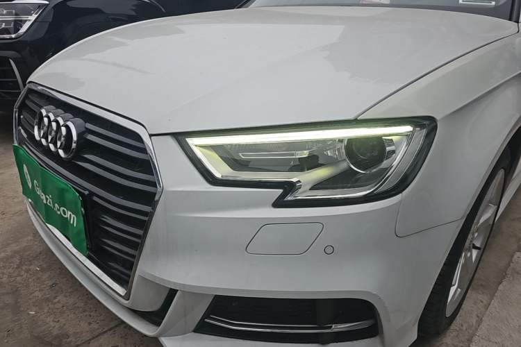 Used Audi A3 2018 30th Anniversary Edition Sportback 35 TFSI Fashion Model
