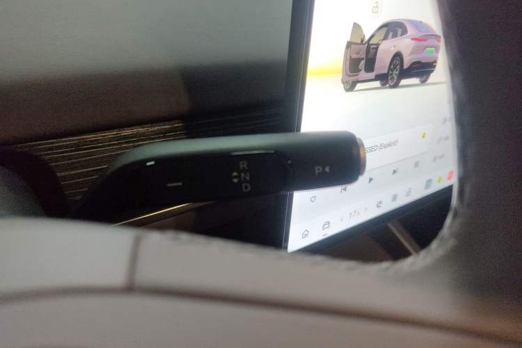 Used ONVO L60 2024 60 kWh Rear-Drive Version
