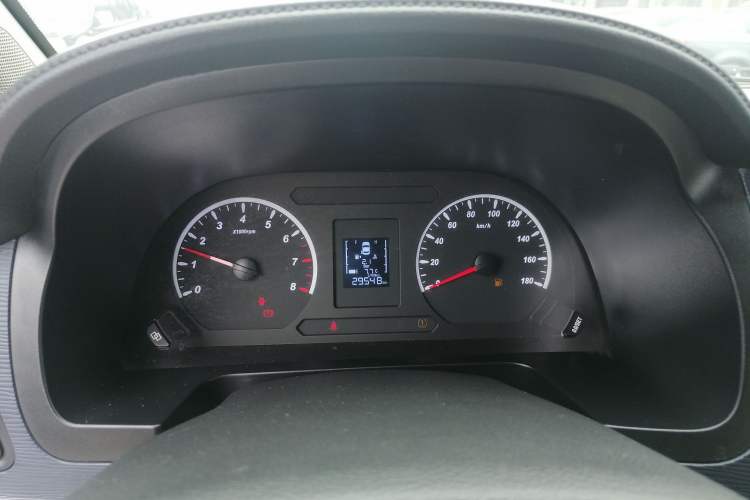 Used FORTHING Lingzhi 2022 M5 1.6L Practical 7-Seater