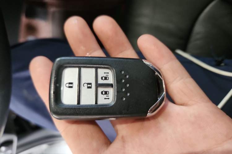 Used Honda Odyssey 2015 Updated Version 2.4L Smart Edition Vehicle Key