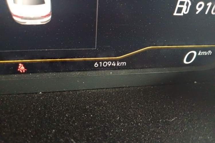 Used Volkswagen Magotan 2020 330TSI DSG Luxury Edition Odometer Close Up