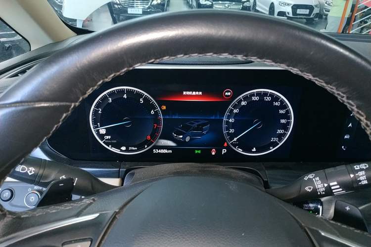 Used Buick GL8 2022 ES Landtrek 653T Luxury Edition
