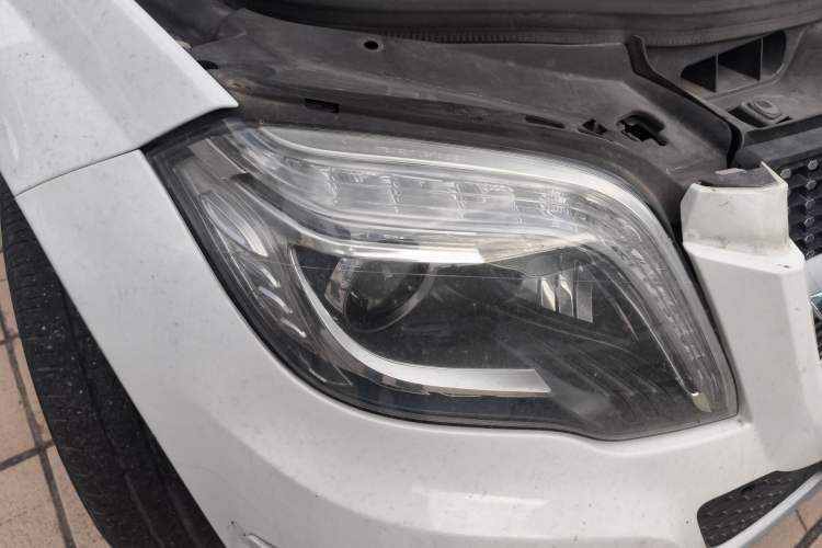 Used Mercedes-Benz GLK-Class 2014 GLK 260 4MATIC Dynamic Model