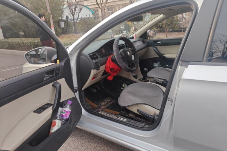 Used Skoda Rapid 2013 1.6L Manual Smart Selection Model