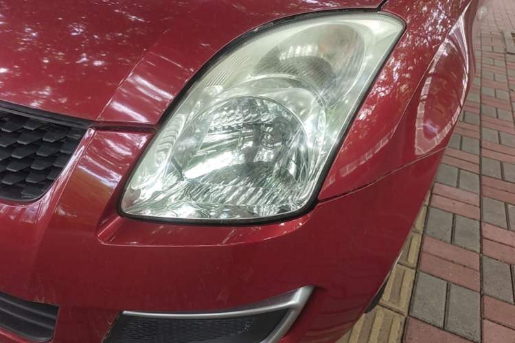 Used Suzuki Swift 2013 1.3L Manual Value Edition Left Front Headlight