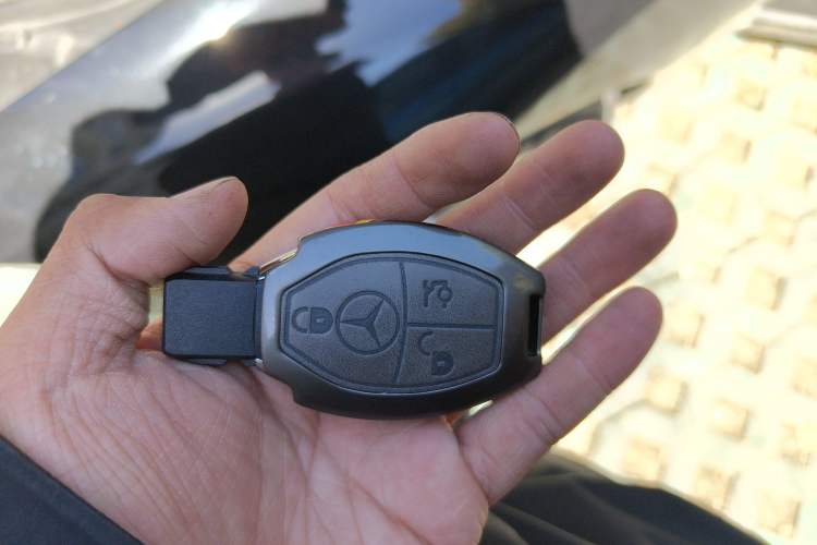 Used Mercedes-Benz S-Class 2011 S 350 L CGI