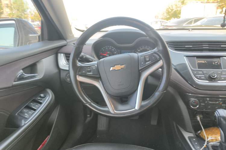Used Chevrolet Malibu 2018 530T Automatic Fashion Edition Steering Wheel