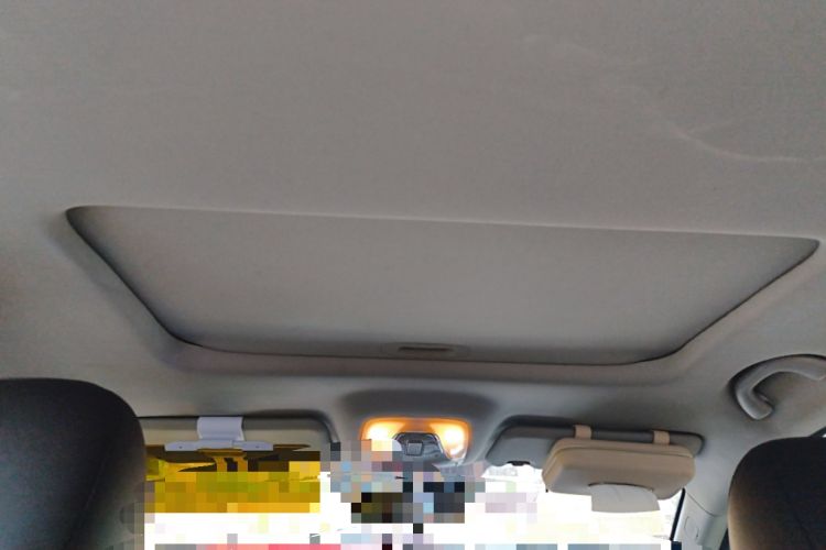 Used GAC Trumpchi GS4 2017 235T Manual Two-Wheel Drive Luxury Edition Headliner