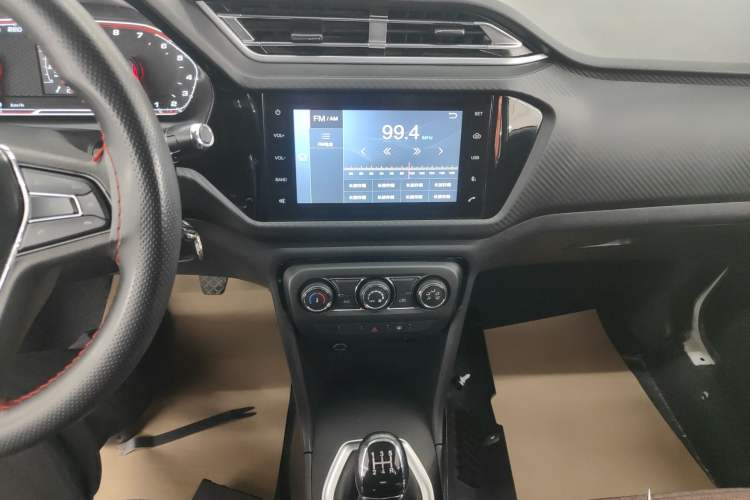 Used Chery Tiggo 3X 2020 Quality Edition 1.5L Manual Luxury Version Audio And AC Panel