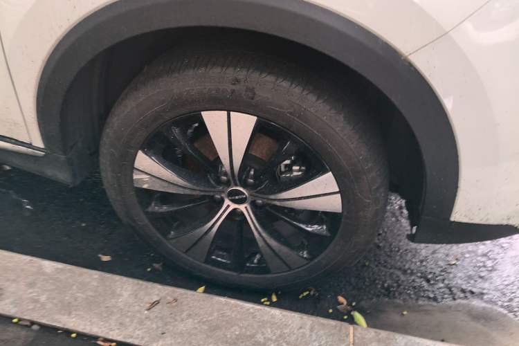 Used Roewe RX5 2020 PLUS 300TGI Automatic Ali National Style Luxury Edition