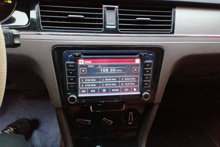 Used Volkswagen Bora 2015 Value Edition 1.6L Automatic Comfort Version