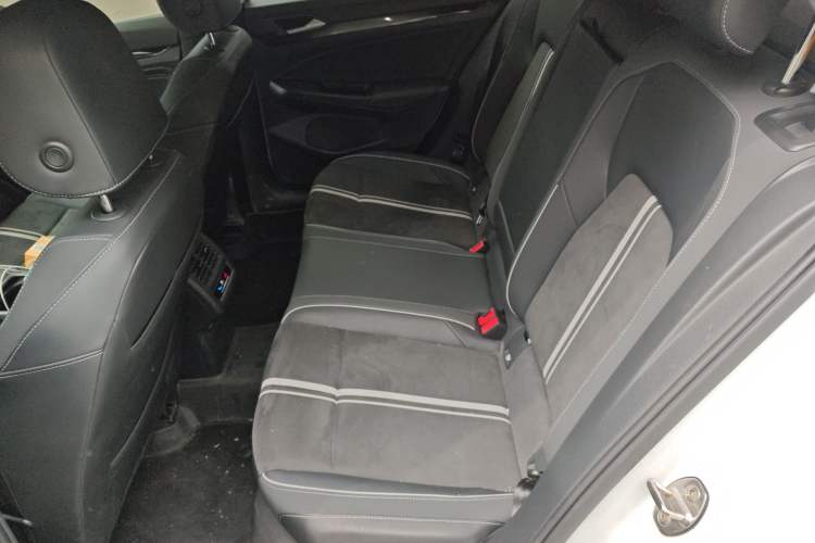 Used Volkswagen Golf 2021 280TSI DSG R-Line
