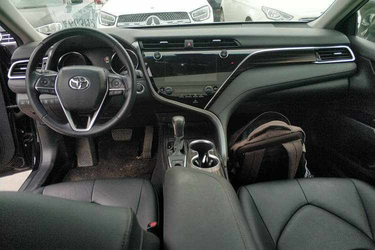 Used Toyota Camry 2019 2.0G Luxury Edition China VI Standard
