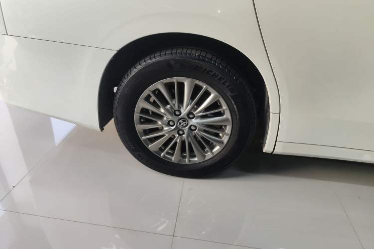 Used Toyota Alphard 2020 Dual-Engine 2.5L Prestige Edition
