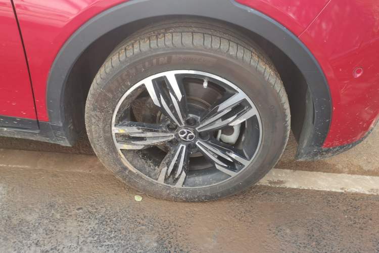 Used BAIC Beijing EX3 2019 R600 Trendy Edition Right Front Wheel Hub