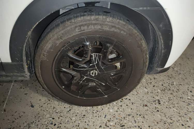 Used Leapmotor T03 2025 310 Comfort Edition Right Front Wheel Hub