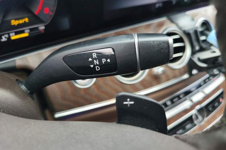 Used Mercedes-Benz E-Class 2019 Restyled E 300 L Luxury Edition
