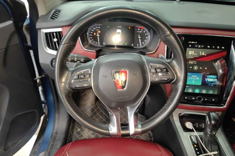 Used Roewe RX5 2016 30T Four-Wheel Drive Automatic Internet Smart Luxury Edition
