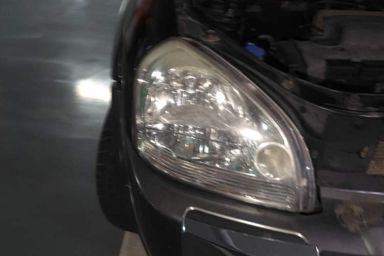 Used Hyundai Tucson 2009 2.0L Manual Two-Wheel Drive Fashion Edition