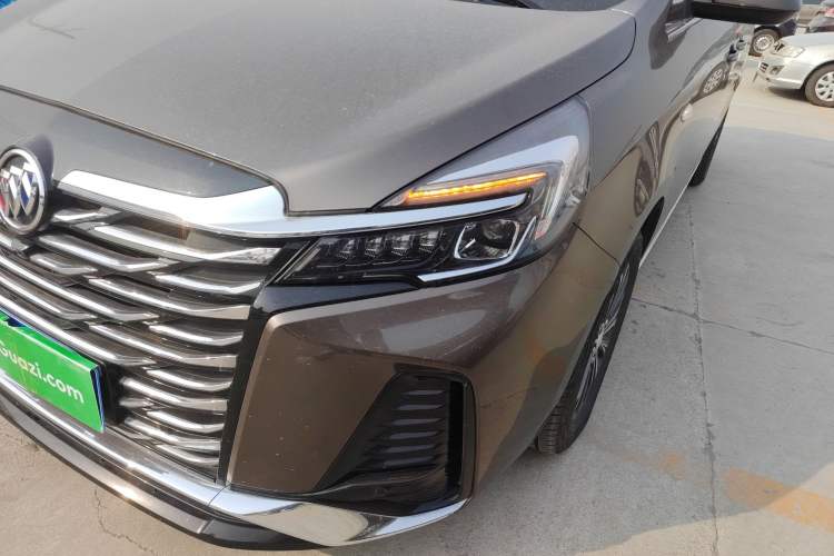 Used Buick GL8 2023 Land Executive Class Smart Enjoyment Model