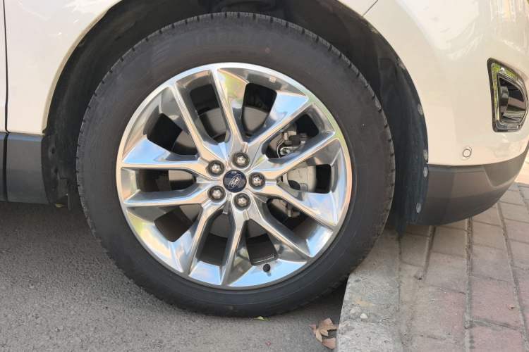 Used Ford Edge 2016 EcoBoost 245 Four-Wheel Drive Titanium 7-Seater