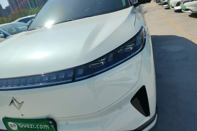 Used Dongfeng eπ eπ008 2025 210 Ultra Range-Extended Version 5 Seats
