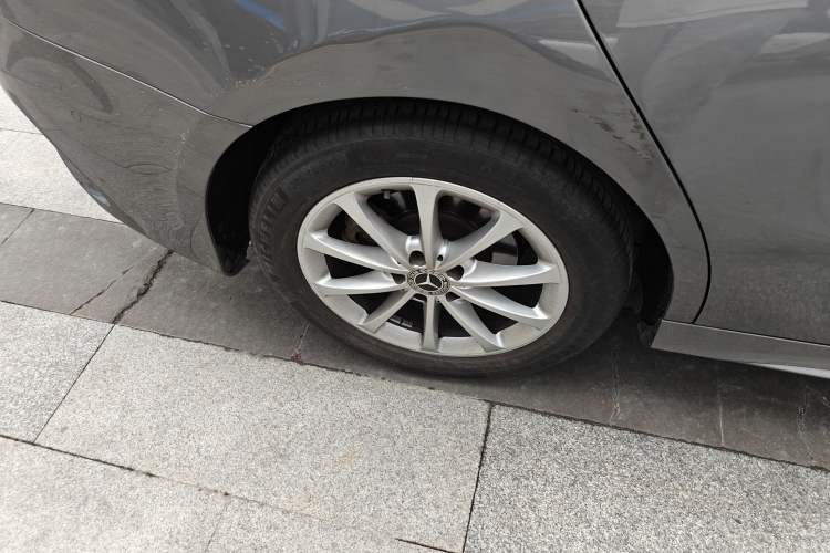 Used Mercedes-Benz A-Class 2021 A 200 L Sport Sedan Fashion Model