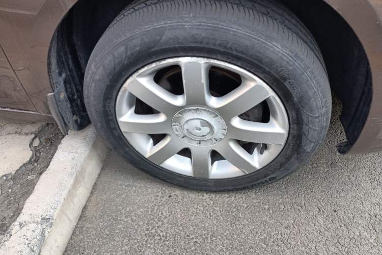 Used Volkswagen Touran 2011 1.4T Manual ZhiShang Edition 5-seater
