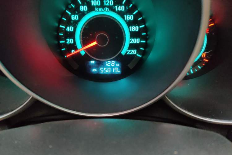 Used Changan Eado 2014 1.6L Manual Luxury Model
