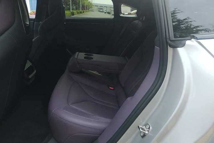 Used XPeng P7 2025 Model—702 Long Range Ultra Left Rear Seat