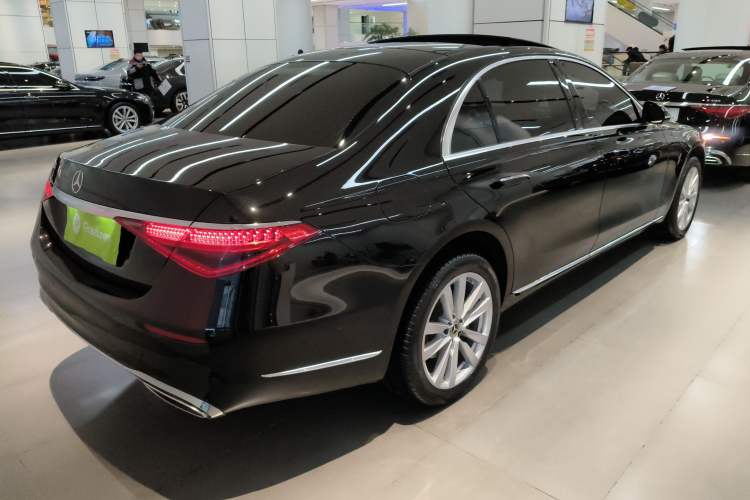 Used Mercedes-Benz S-Class 2022 S 400 L Business Model
